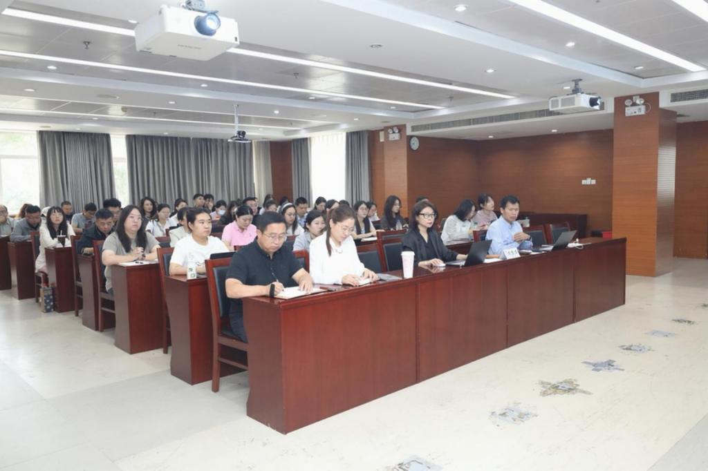 bat365在线平台举办2026年秋季学期迎新工作专题培训
