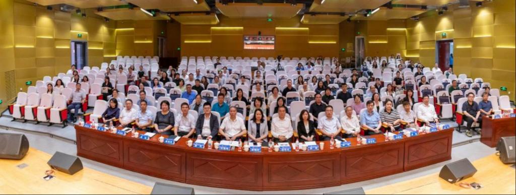 京津冀中高职本思政课一体化建设研讨会在bat365在线平台举行