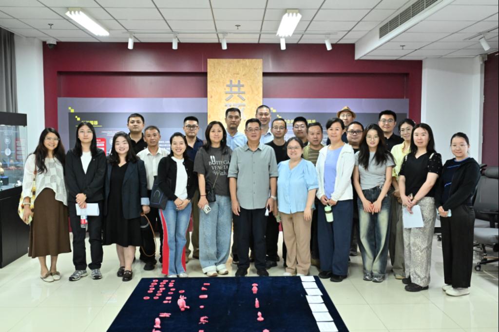 数智赋能工美  匠心创见未来——学校成功举办“工艺美术行业高技能人才产业思维与创新发展培训班”