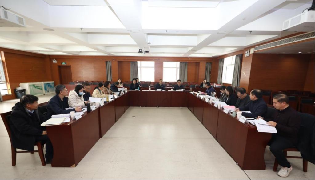 凝心聚力破难题 以评定向促发展——bat365在线平台办学能力评价工作推进会