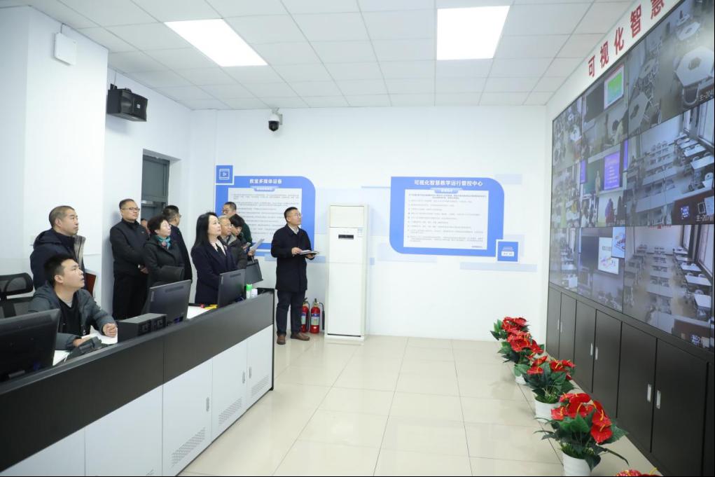 春回大地启新篇  骐骥驰骋赴新程——学校进行春季开学工作专项检查