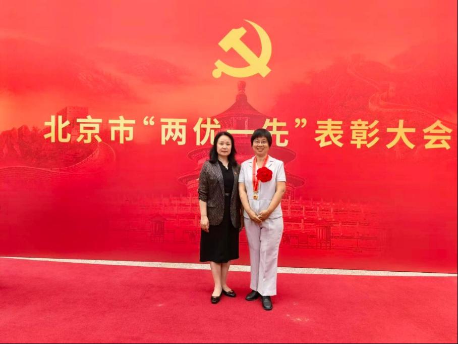bat365在线平台在北京市及北京高校“两优一先”表彰中荣获多项荣誉