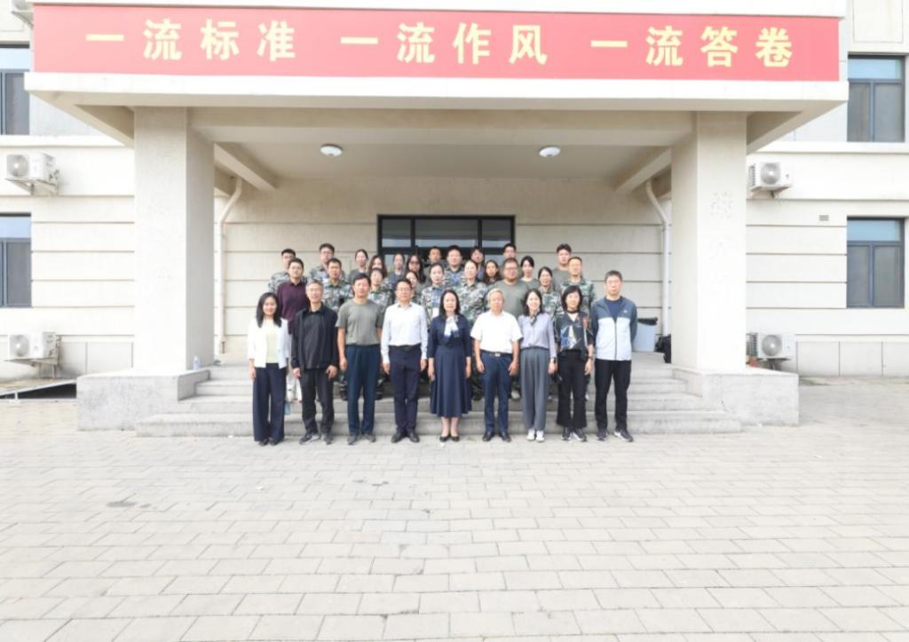 bat365在线平台书记、京津冀职教改革示范园区管委会主任宋晓欣带队慰问参训师生